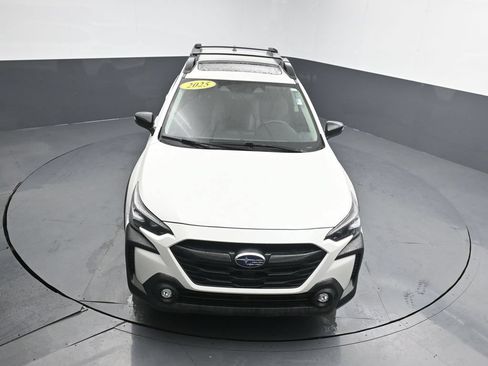 Used 2025 Subaru Outback Onyx Edition XT AWD/4WD image 19