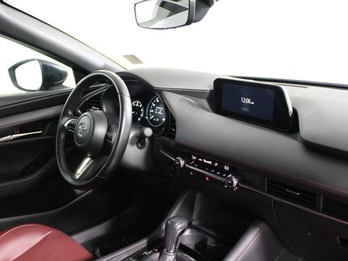 Used 2024 MAZDA MAZDA3 s image 23