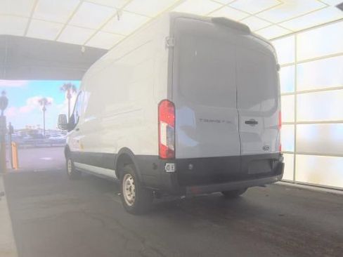 Used 2019 Ford Transit 150 148 Medium Roof RWD image 3