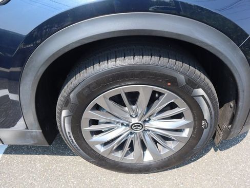 Used 2024 MAZDA CX-90 Plug-In Hybrid w/ Preferred AWD/4WD image 11