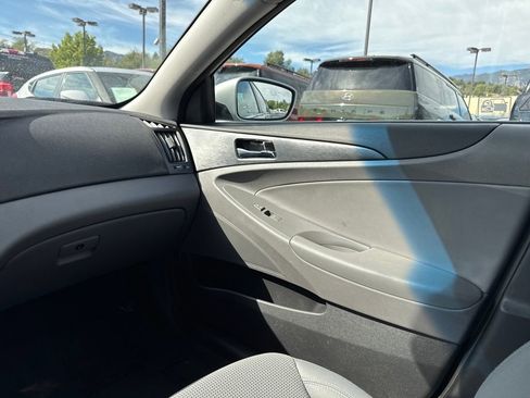 Used 2013 Hyundai Sonata GLS w/ Popular Equipment Pkg image 30