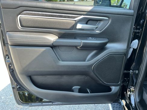 Used 2024 RAM 1500 Big Horn AWD/4WD image 23