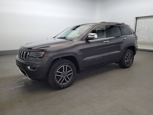 Used 2021 Jeep Grand Cherokee Limited w/ Premium Lighting Group AWD/4WD image 2