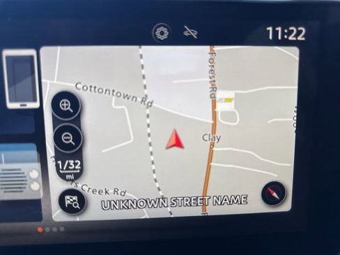 Used 2024 Nissan Altima 2.5 SV w/ SV Premium Package image 21