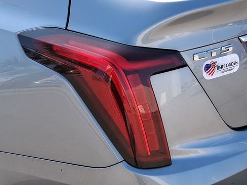 Used 2023 Cadillac CT5 Luxury RWD image 8