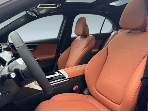 New 2026 Mercedes-Benz C 300 4MATIC Sedan image 5