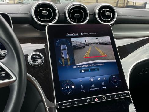 Used 2023 Mercedes-Benz GLC 300 image 18