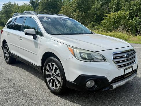 Used 2016 Subaru Outback 3.6R Limited AWD/4WD image 7