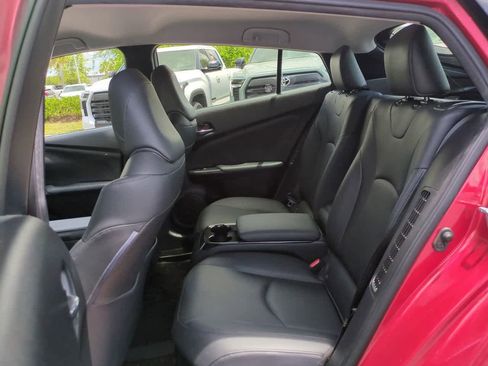 Used 2018 Toyota Prius Prime Premium FWD image 13