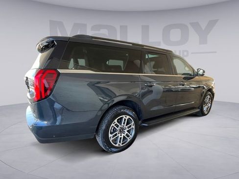 Used 2025 Ford Expedition Max Active image 5