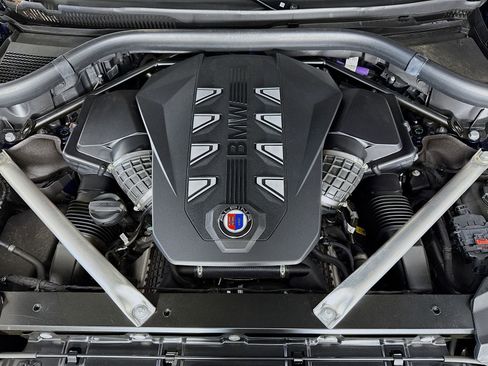 Certified 2024 BMW ALPINA XB7 image 33