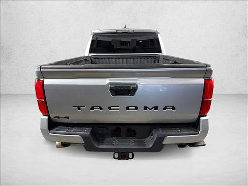 Used 2024 Toyota Tacoma TRD Sport AWD/4WD image 4