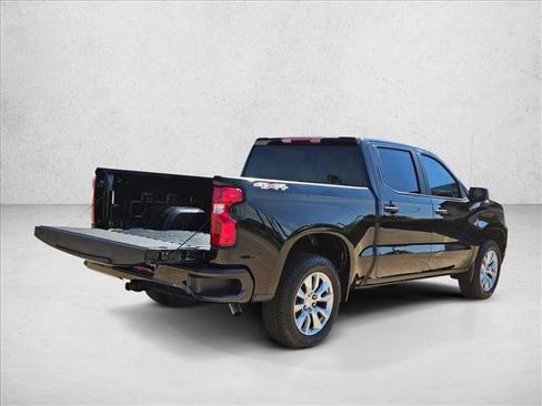 New 2026 Chevrolet Silverado 1500 Custom image 2