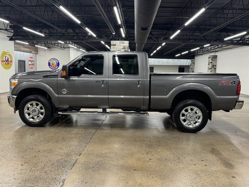 Used 2014 Ford F350 Lariat AWD/4WD image 2