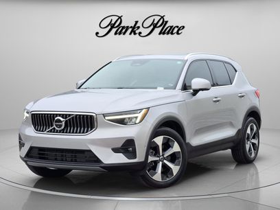 Used 2023 Volvo XC40 B5 Plus w/ Protection Package Premier