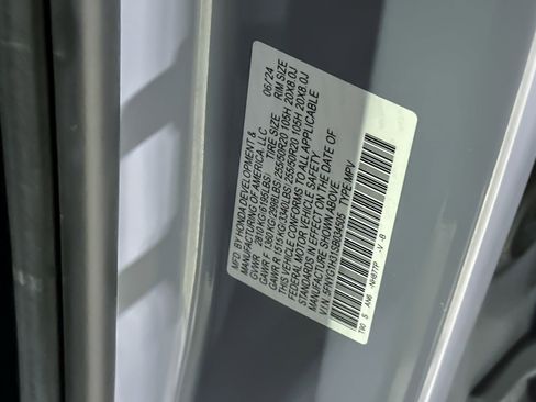 Certified 2025 Honda Pilot Sport image 21