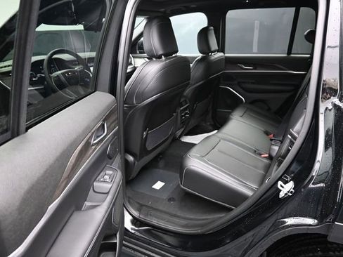 New 2026 Jeep Grand Cherokee Limited AWD/4WD image 41