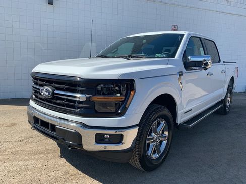 New 2025 Ford F150 XLT w/ Equipment Group 302A MID image 16