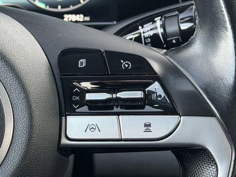 Certified 2021 Hyundai Elantra SEL w/ Convenience Package image 21