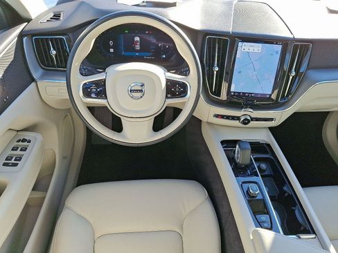 Certified 2023 Volvo XC60 B5 Core w/ Climate Package image 12