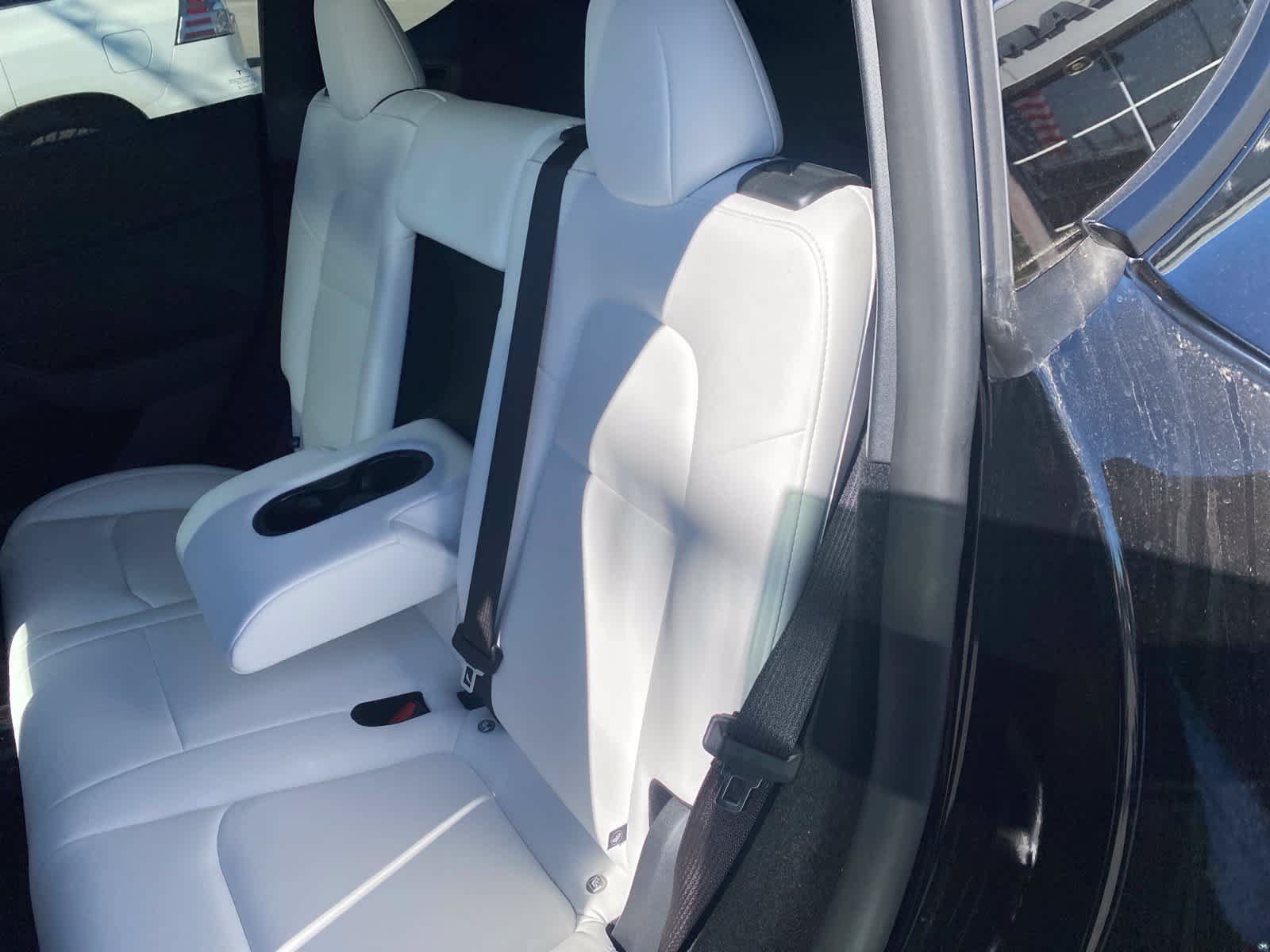 Used 2025 Tesla Model Y Long Range AWD/4WD image 13