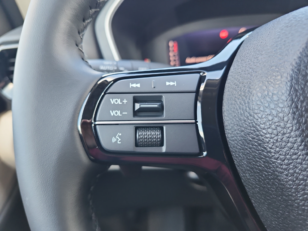 New 2026 Honda Pilot Touring image 30