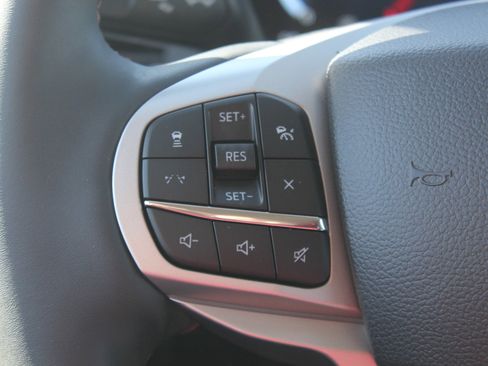 New 2026 Ford Explorer Active w/ Active Comfort Package AWD/4WD image 8