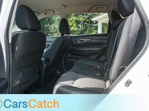 Used 2018 Nissan Rogue SV FWD image 20