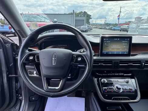 Used 2022 Lincoln Corsair Reserve AWD/4WD image 22