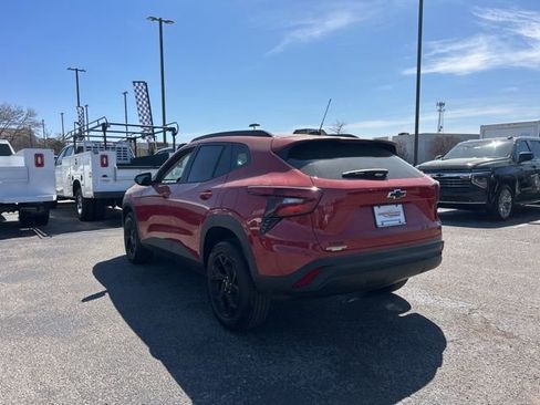 New 2026 Chevrolet Trax LT w/ Driver Confidence Package image 5