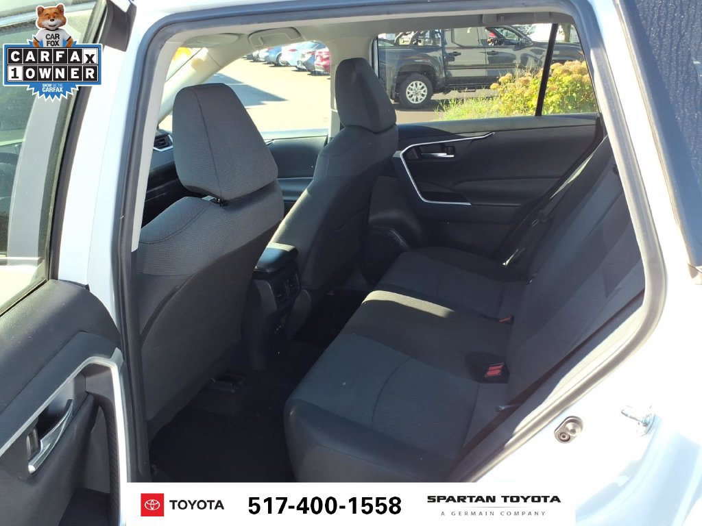 Used 2024 Toyota RAV4 XLE FWD image 12