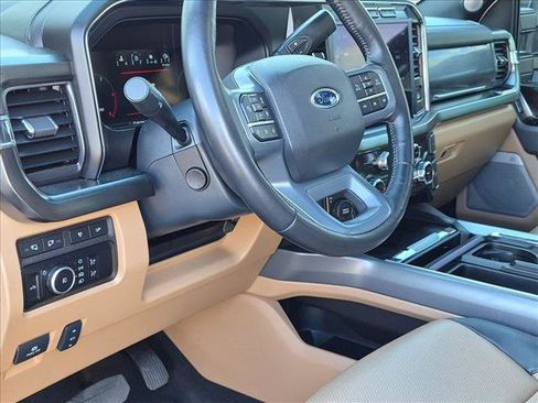 Used 2024 Ford F250 Lariat w/ Lariat Ultimate Package AWD/4WD image 9