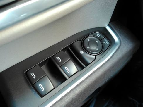 Used 2026 Chevrolet Silverado 1500 LT image 30