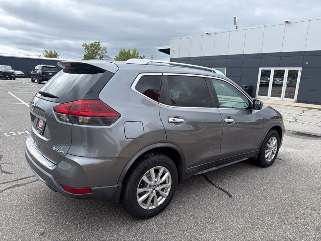 Used 2018 Nissan Rogue SV AWD/4WD image 5