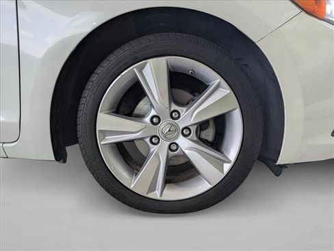 Used 2015 Acura ILX w/ Technology Package FWD image 22