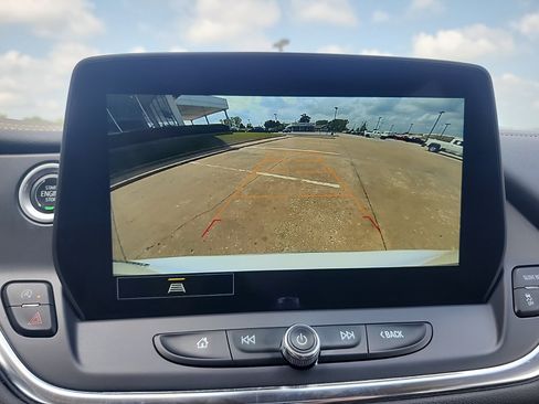 Used 2023 Chevrolet Blazer LT w/ Driver Confidence Package image 15