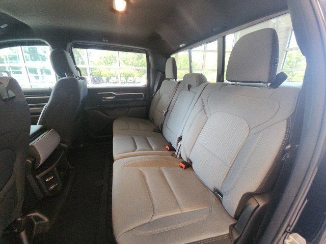 Used 2023 RAM 1500 Big Horn AWD/4WD image 42