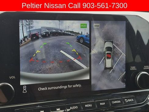 Used 2024 Nissan Pathfinder Platinum FWD image 38