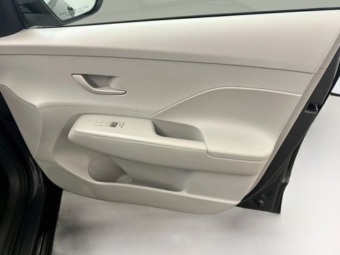 Used 2025 Hyundai Kona SEL AWD/4WD image 33