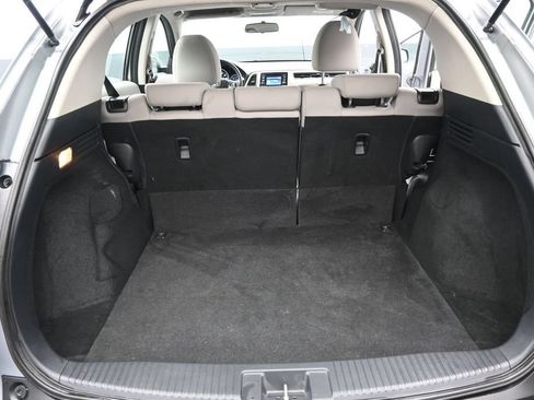 Used 2018 Honda HR-V LX image 15
