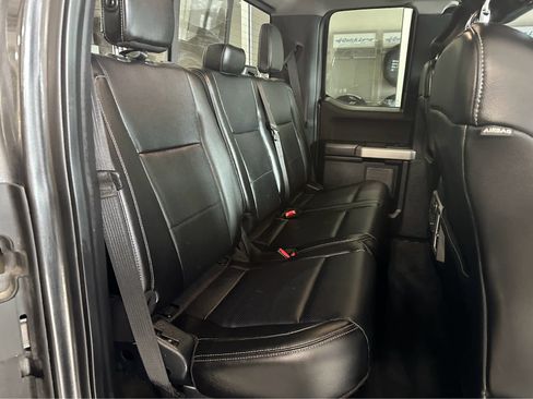 Certified 2017 Ford F350 Lariat w/ Chrome Package image 36