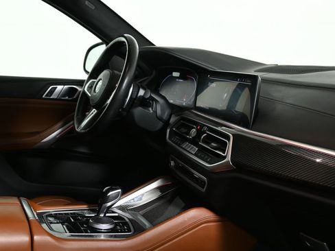 Certified 2023 BMW X6 M50i w/ Dynamic Handling Package image 35