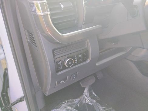 New 2026 Ford F250 Lariat image 20