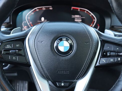 Used 2020 BMW 530i xDrive image 30