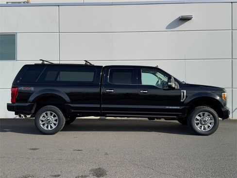 Used 2019 Ford F350 Limited image 8