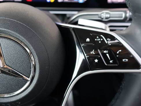 Certified 2024 Mercedes-Benz GLS 450 4MATIC image 37