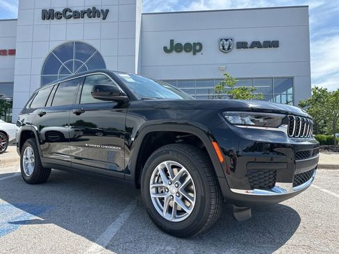 New 2025 Jeep Grand Cherokee L Laredo w/ Luxury Tech Group I AWD/4WD image 1