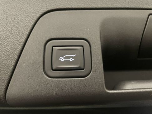 Used 2023 Buick Envision Preferred FWD image 28