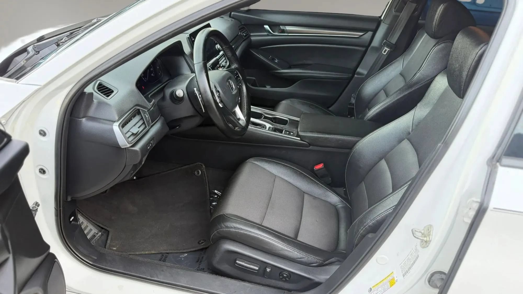 Used 2019 Honda Accord Sport image 13