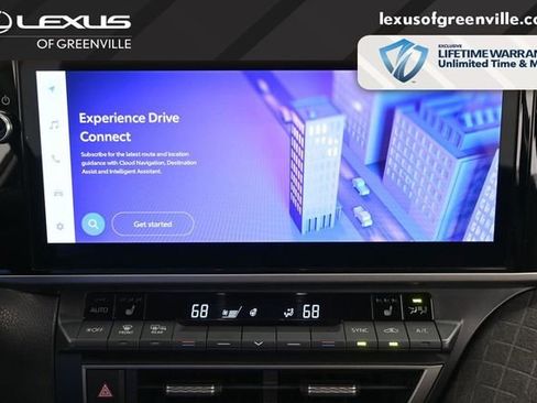 Used 2025 Toyota Camry XLE FWD image 16